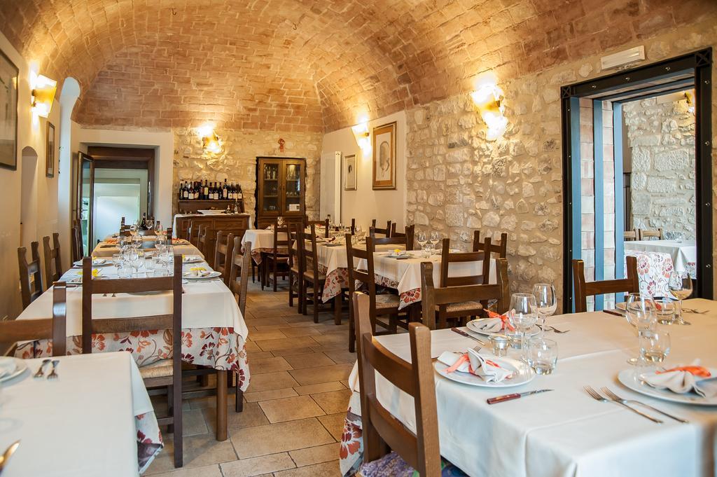 La Locanda Di Mariella Dal 1950 Poggio Picenze Buitenkant foto